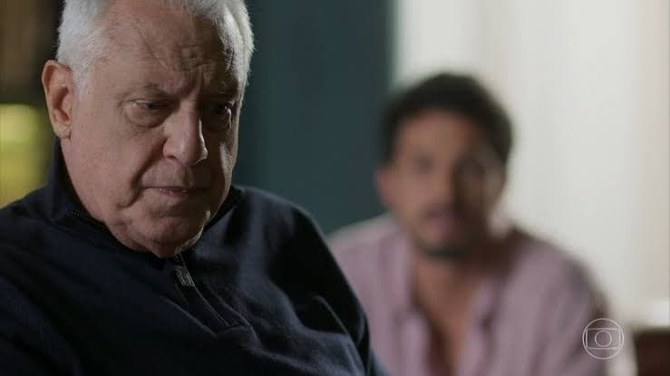 Bom Sucesso: Alberto esconde segredo perturbador da família e toma decisão polêmica na reta final da novela