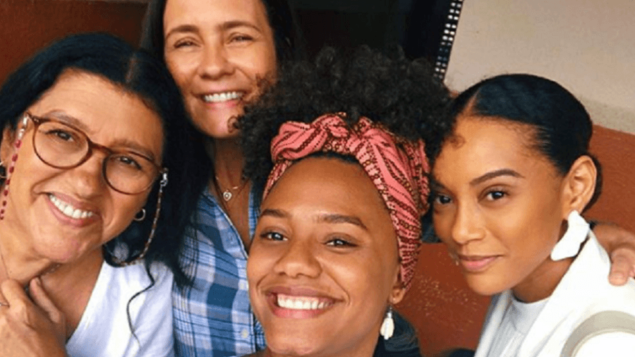 Globo cancela gravações de Amor de Mãe e protagonistas fazem a festa nos bastidores