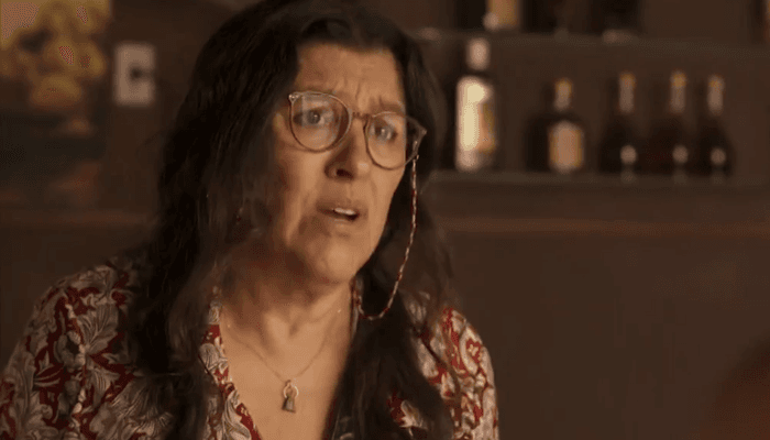Amor de Mãe - Carregando a ansiedade do público, Regina Casé entrega sobre regresso: "Lurdes vai sofrer"