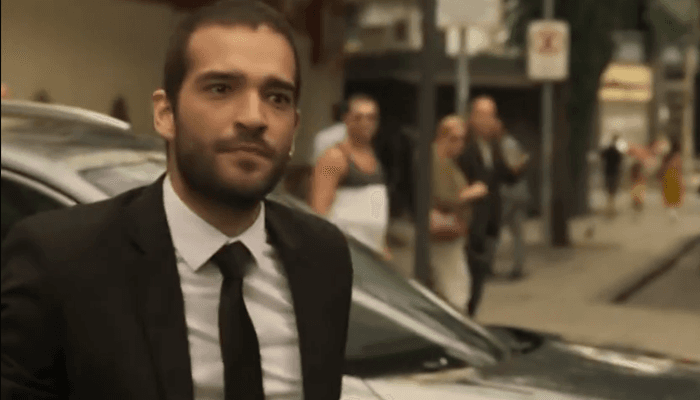 Amor de Mãe: Sandro tem grande reviravolta, fica rico e despreza a mãe