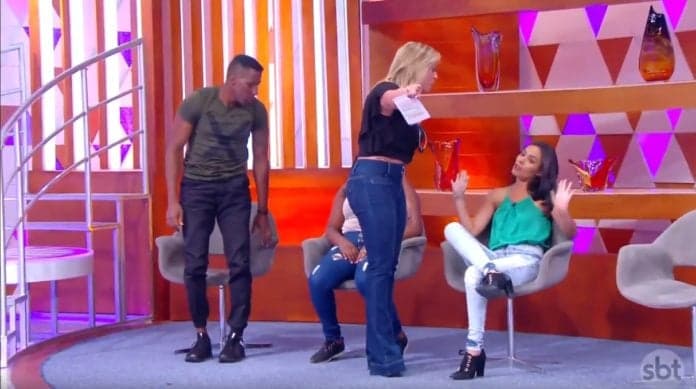 Christina Rocha expulsando participante do palco do Casos de Família (Foto: Reprodução/SBT)