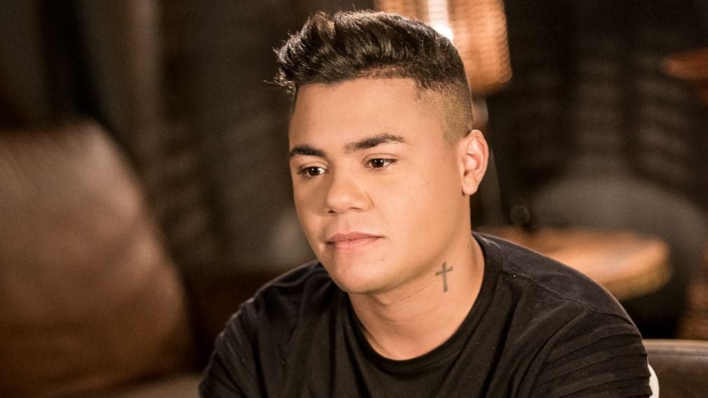 Humildade? Felipe Araújo explica motivo para recusar posar com fã: "Não é hora pra tirar foto''