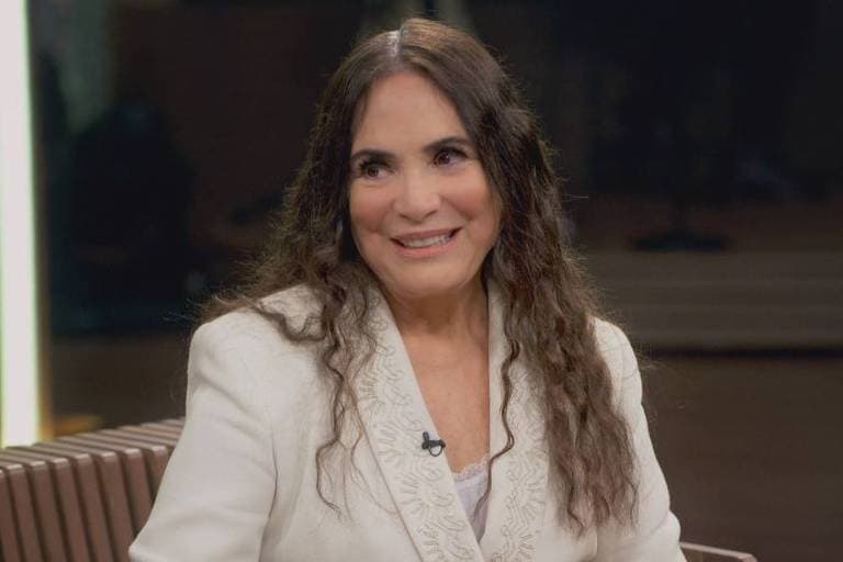Regina Duarte se orgulha de ser católica, mas confunde São Sebastião com Santo Expedito e é detonada