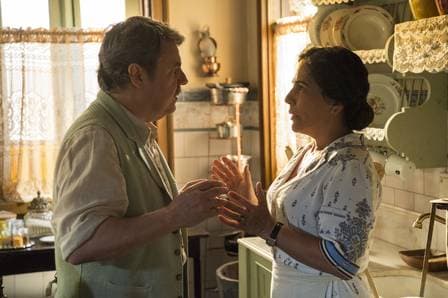 Éramos Seis: Lola e Afonso se envolvem em um amor ardente