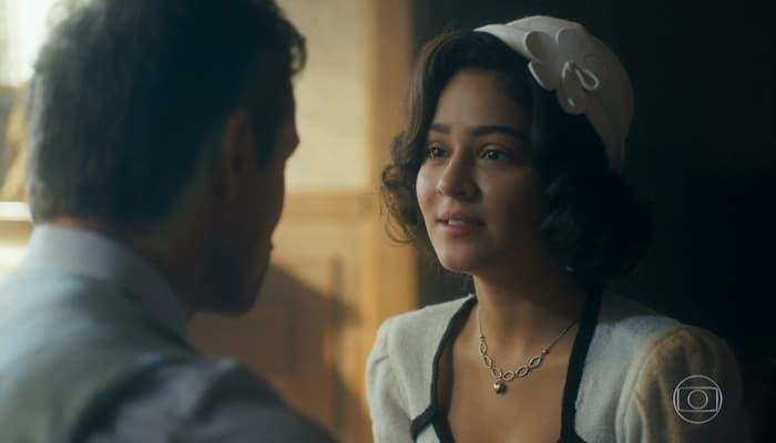 Éramos Seis: Isabel faz Lola de trouxa e tem noite de sexo com Felício