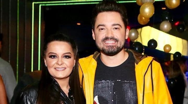 Fernando é flagrado olhando para bunda de garçonete e leva tapa no rosto de Maiara; veja