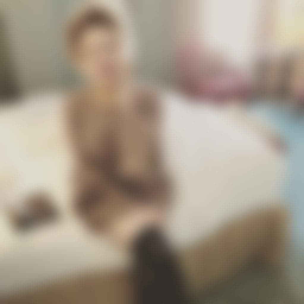 Bomba! Filha do renomado diretor de cinema Steven Spielberg anuncia carreira como atriz pornô