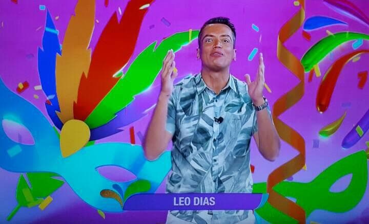 Leo Dias entrevista Luan Santana na RedeTV! e consegue feito inédito na emissora