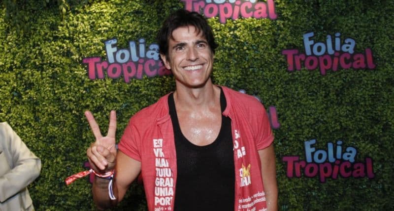 Reynaldo Gianecchini surge com look despojado demais e espanta público: "Shortinho curto"