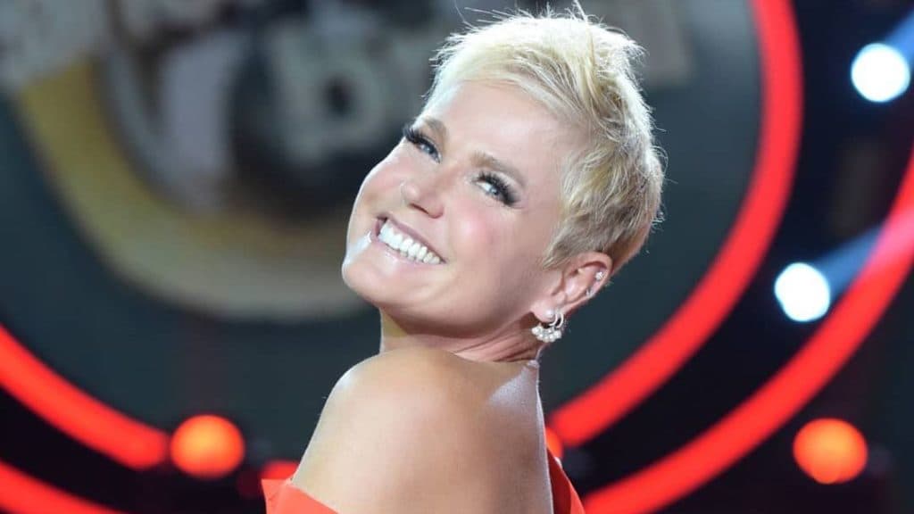 Com volta a Globo anunciada, Xuxa divulga foto do passado e programa de sucesso vem à tona: "Rainha voltou"