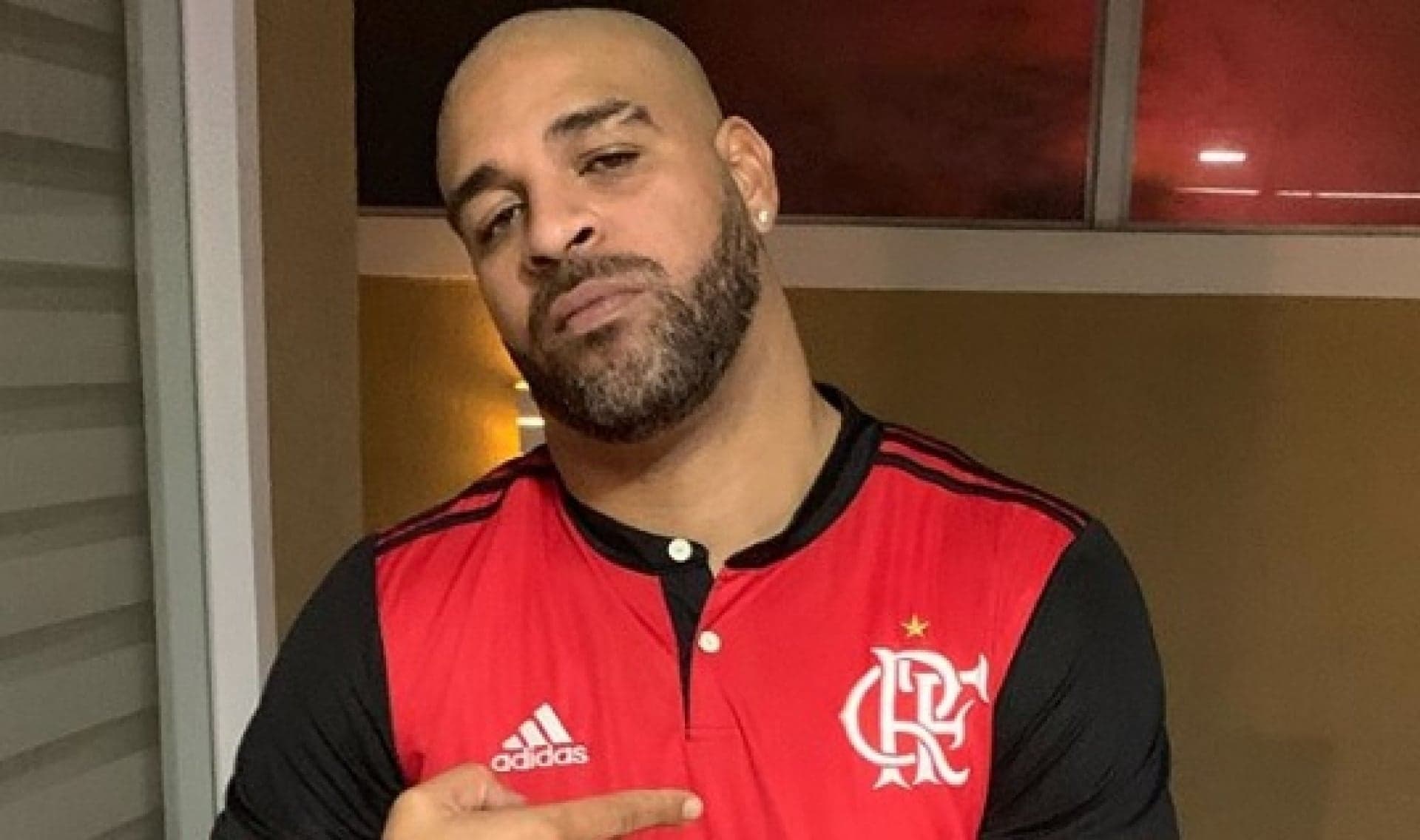 "Se me pegar, tô morto", Denílson expõe quebra-pau com nome da Globo, se enfurece e detona: "Falta de respeito" "Se me pegar, tô morto", Denílson expõe quebra-pau com nome da Globo, se enfurece e detona: "Falta de respeito"