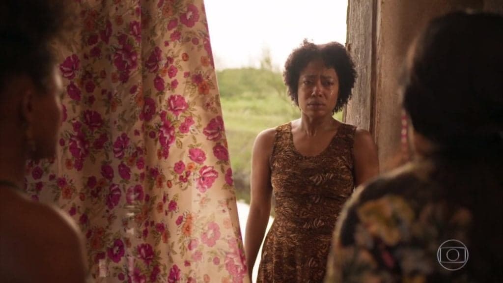 Amor de Mãe: Rita revela para Lurdes sua verdadeira ligação com Kátia e o pior acontece