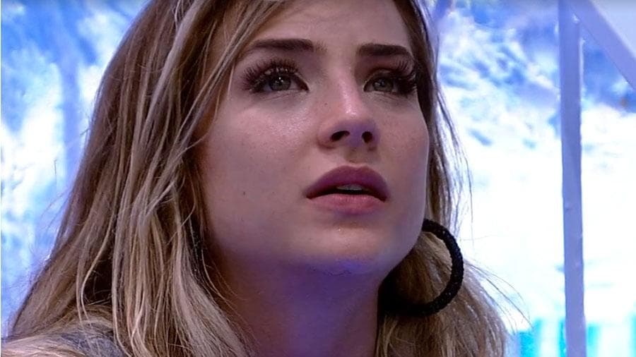 BBB20: Gabi vai aos prantos e desabafa sobre proximidade entre Guilherme e Bianca: “Fico mal”