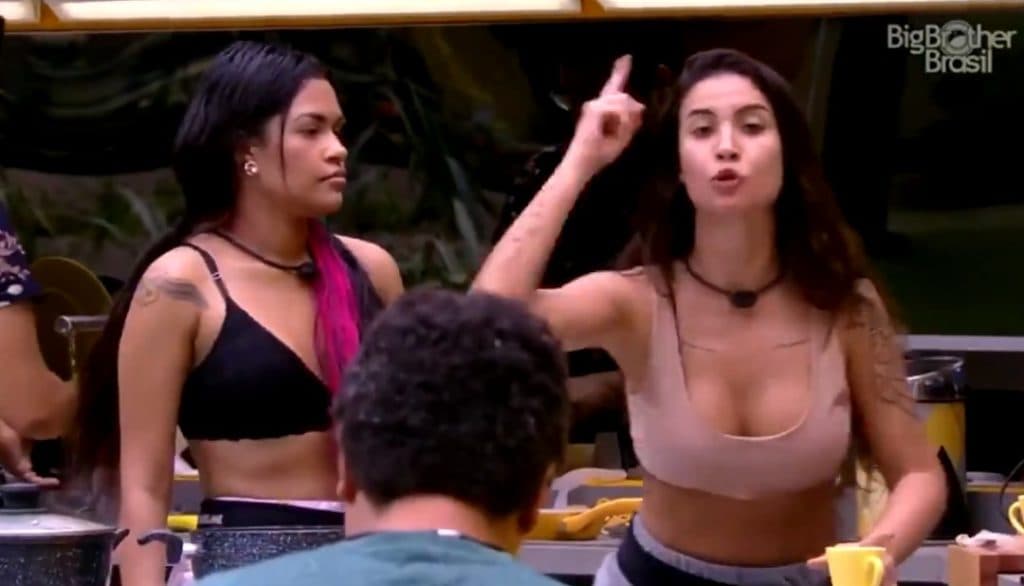Bianca, Babu, Felipe e Flayslane brigam feio por comida com direito a choro e gritaria: "Macho escroto"
