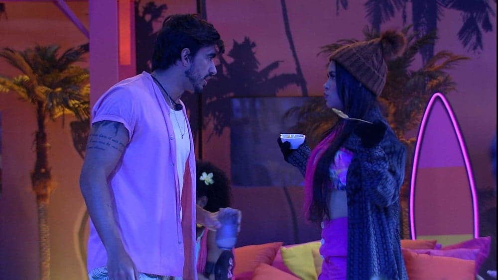 BBB 20: Guilherme toma atitude após largar Gabi e acusa sister: "Vou beijar ela para quê?