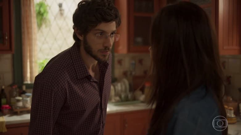 Amor de Mãe: Danilo se amedronta com descoberta sobre a mãe e toma importante decisão