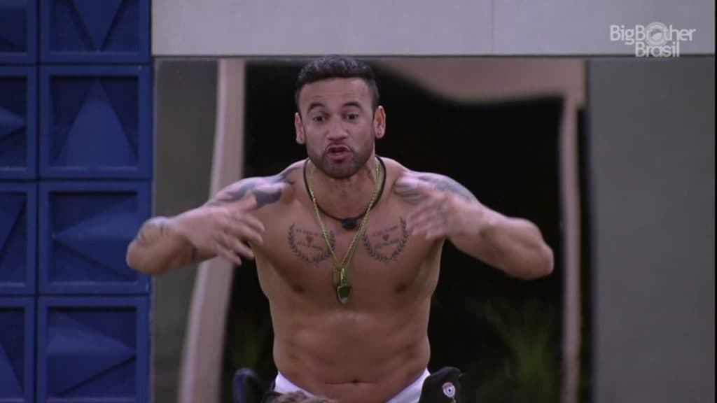 BBB20: Eliminado com quase 80% dos votos, Hadson critica namoro de brother Guilherme e dispara: "Casal fake"