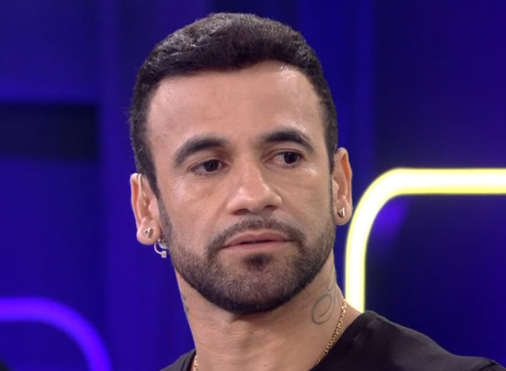 BBB20: Hadson Nery passa vexame e é vaiado e xingado por conterrâneos; vídeo