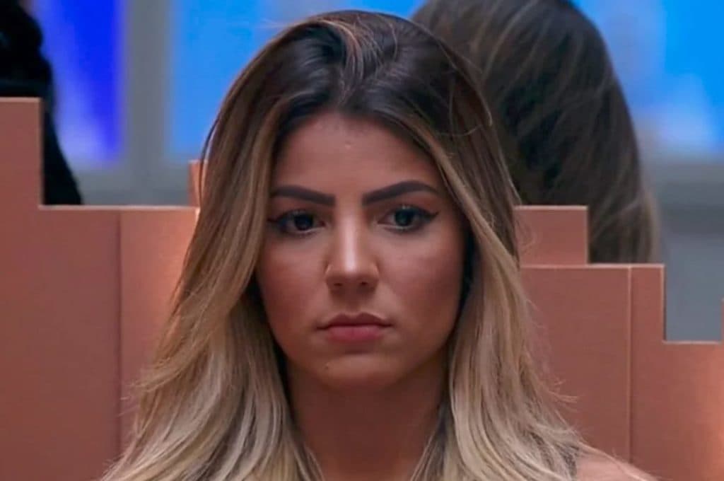 Após flagra aos beijos, Hariany Almeida é exposta e tem romance com ex-participante de A Fazenda revelado