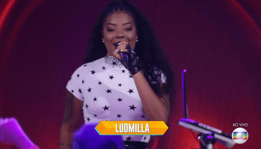 Ludmilla entra no BBB20, deixa brothers perplexos e é elogiada na web
