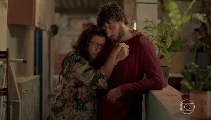 Amor de Mãe: Danilo é filho de Lurdes; revelação será feita de forma bombástica