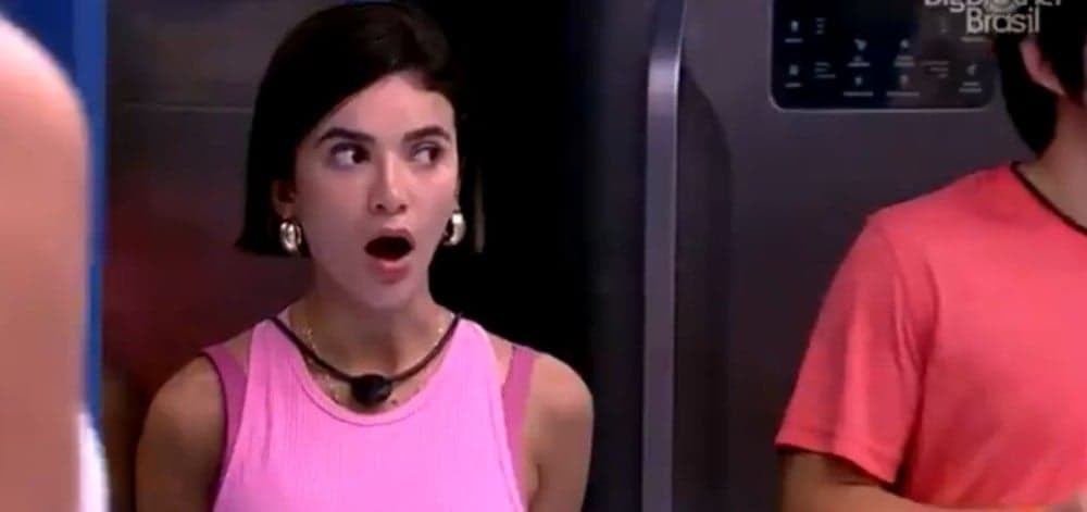 Discussão no BBB termina em gritaria, troca de farpas e reação de Manu Gavassi entrega Globo