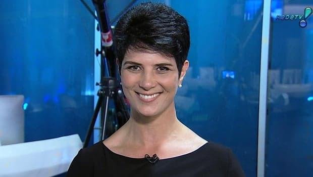 Mariana Godoy assume oficialmente a bancada do principal telejornal da RedeTV! ao lado de Boris Casoy