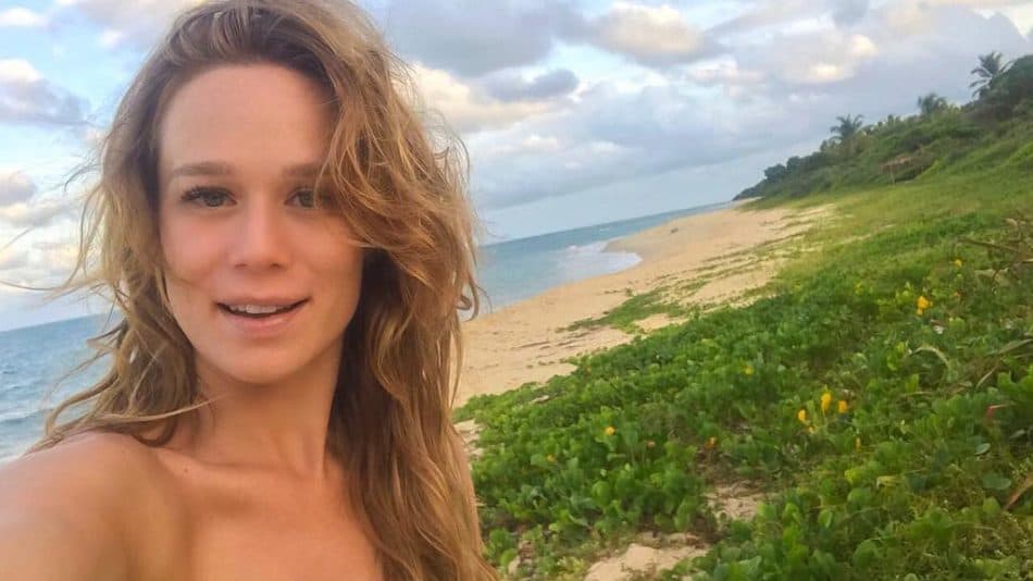 Mariana Ximenes aparece em foto completamente nua e repercute: "Derreti todinho"