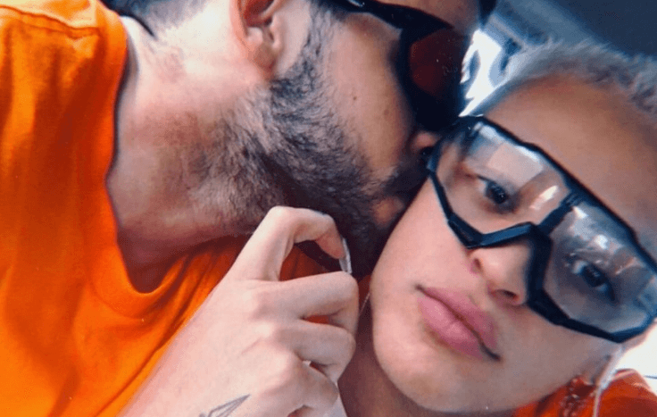 Pabllo Vittar exibe foto com novo amor e se declara: "Mozão"