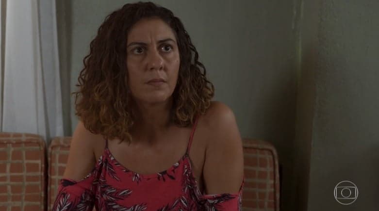 De empregada justa a vilã atrás das grades: Penha é presa, confessa crimes de Álvaro e vilão leva a pior em Amor de Mãe