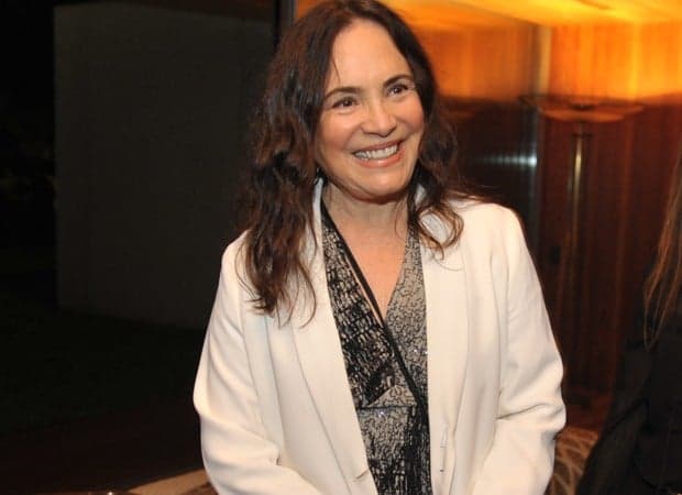 Regina Duarte é exposta publicamente e atores fazem mutirão contra foto polêmica