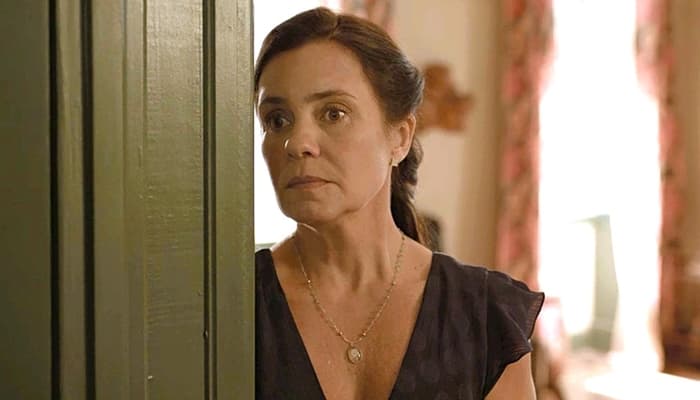 Amor de Mãe: Thelma toma decisão arriscada após se estrepar em sabotagem contra Danilo