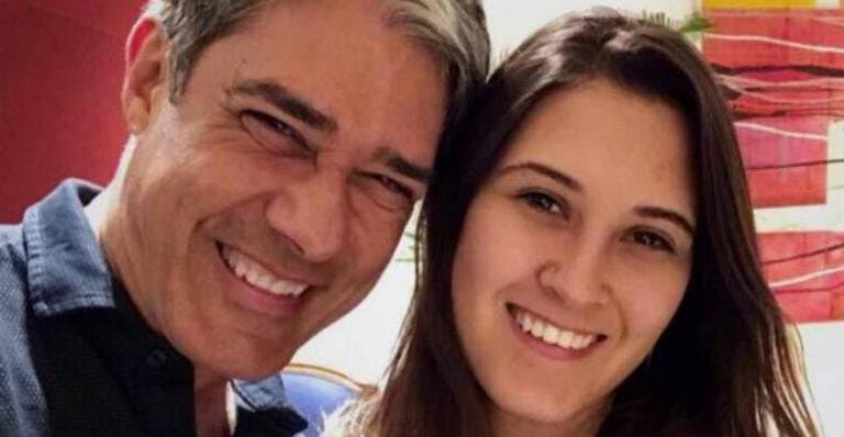 Filha de William Bonner e Fátima Bernardes, Bia Bonemer surge de biquíni e dá o que falar