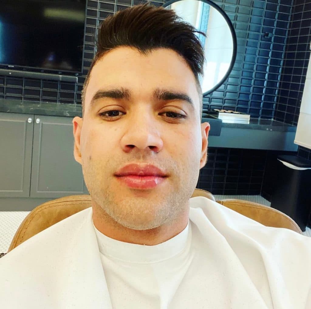 Gusttavo Lima surge com novo visual e causa espanto em todo mundo