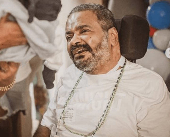 Arlindo Cruz, três anos após AVC, volta a falar, surge completamente diferente e situação é de partir o coração