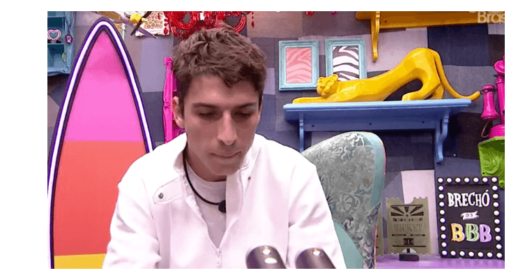 BBB 20: Após madrugada em quarto branco, Felipe Prior faz apelo ao público
