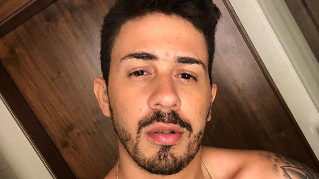 Carlinhos Maia, após ser detonado por negar casamento gay, grava vídeo e dispara: "sou bicha"