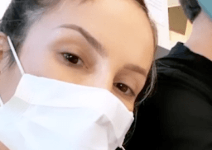 Claudia Leitte tem sintomas do Coronavírus, faz exames e divulga resultado: "Tudo vai passar"