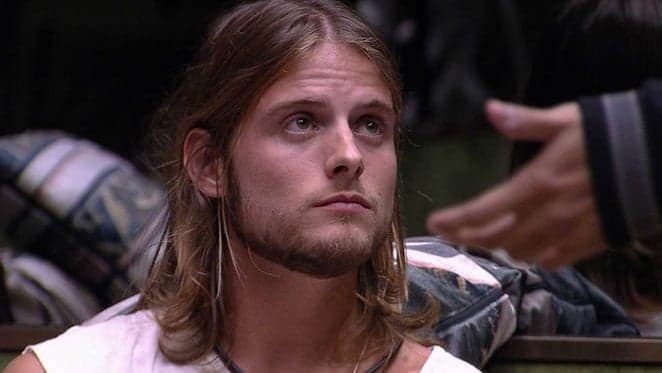 BBB 20: Após fingir desmaio, Daniel é desmascarado por Boninho e pode tomar grave punição por mentira absurda