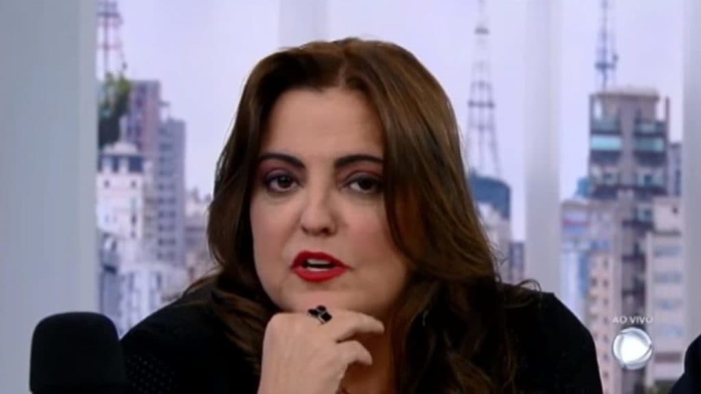 Fabíola Reipert tem baixo salário na Record exposto e fãs lamentam: "Que miséria"