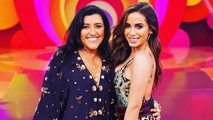 Regina Casé abre o jogo e fala sobre Anitta após ser desbancada pela funkeira em Amor de Mãe