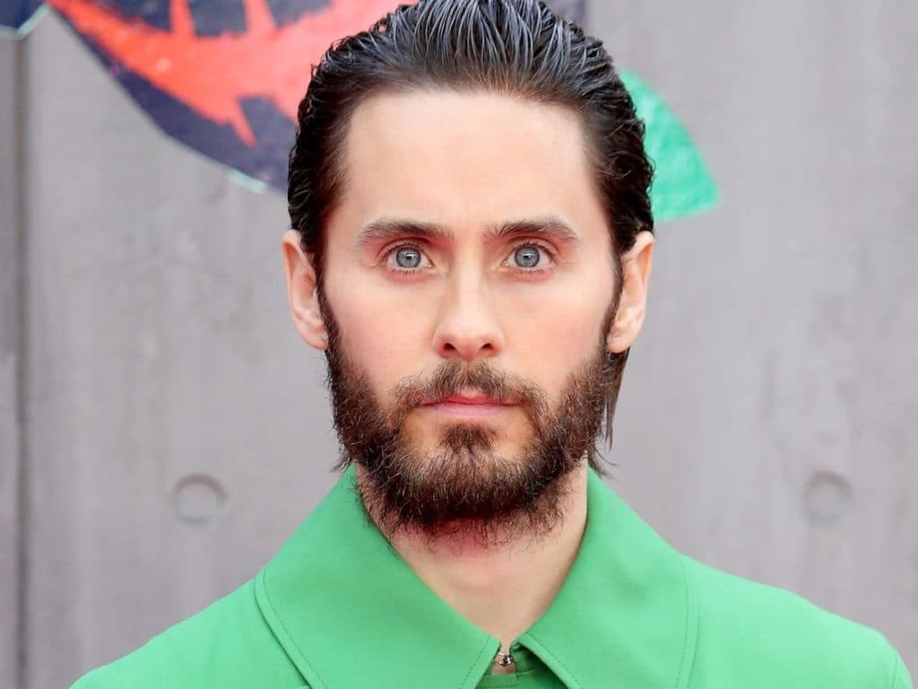 Jared Leto fica entre a vida e a morte e divulga vídeo do triste momento