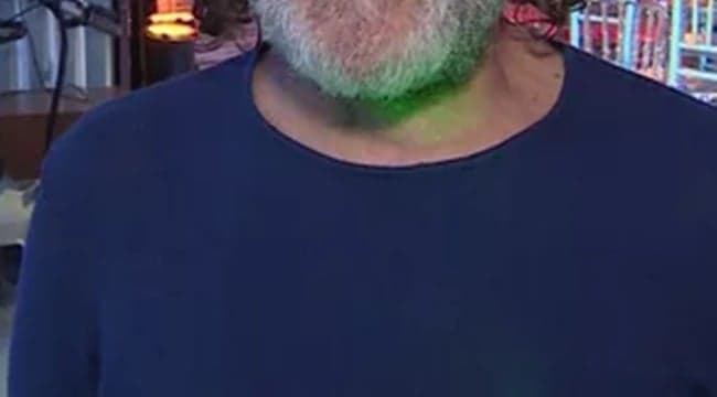 Tragédia! Ator de 59 anos desmaia ao lado da esposa e acaba morrendo