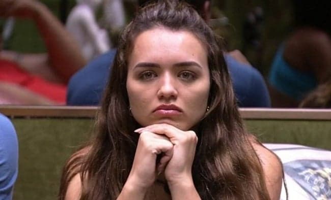 BBB20: Rafa Kalimann tem passado polêmico desmascarado e brigas com famosas vem à tona
