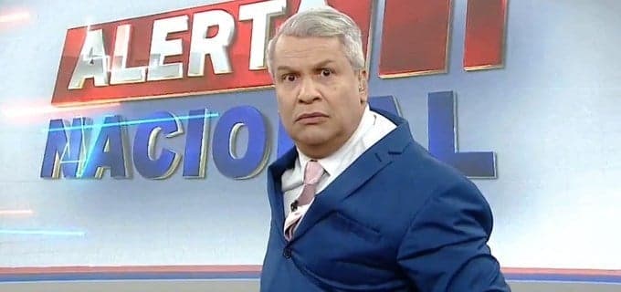 Oi? Sikêra Jr. coloca rato na cabeça de funcionário, cria confusão e público detona: “Completamente sem noção”