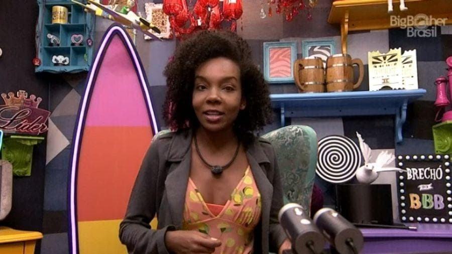 BBB20: Thelma não aceita eliminação de Pyong e implora pelo retorno do hipnólogo: "volta logo por favor"