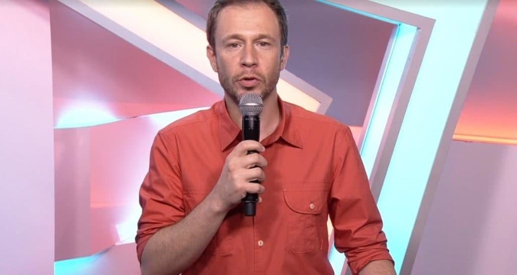 Apresentador do BBB 20, Tiago Leifert não se aguenta e solta o verbo sobre “chororô” de participantes: “Coisa mais aleatória”