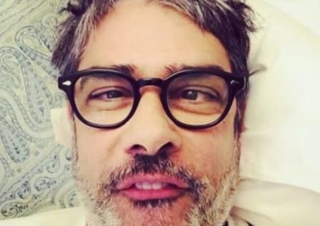 Após flagra de bermudinha, William Bonner é exposto em novas fotos e internautas ficam chocados: “Muito gato”