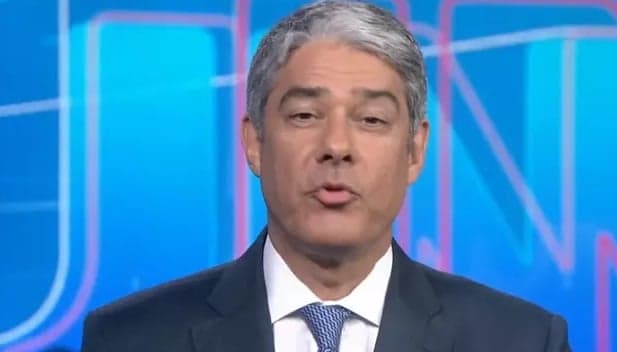 Com guerra declarada, William Bonner causa preocupação na Globo e emissora tenta evitar tragédia