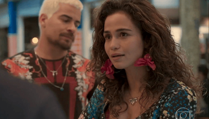 Amor de Mãe: Érica leva rasteira e flagra traição de Sandro com Betina